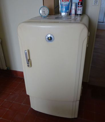 ancien frigo années 50-60
