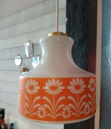 Suspension opaline annnées 70