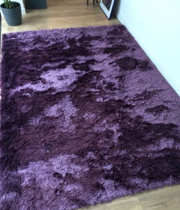 Très beau tapis violet