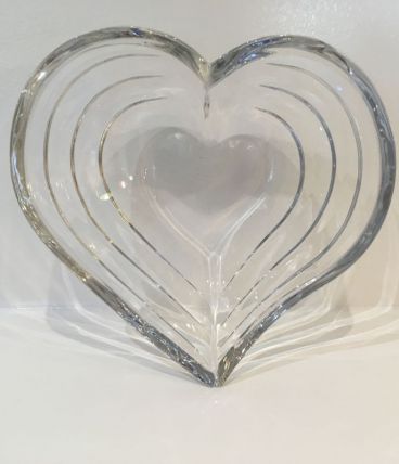 Coupelle en cristal en forme de coeur