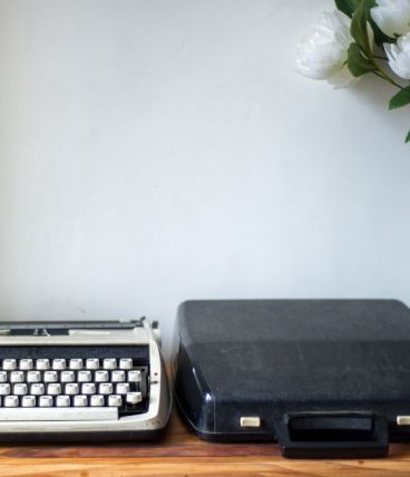 MACHINE A ECRIRE BROTHER NOGAMATIC 400 AVEC VALISE