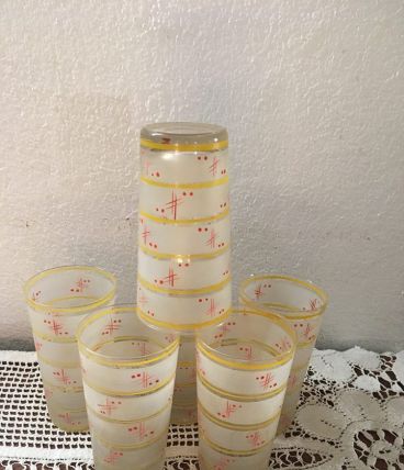 Cinq verres à orangeade années 60.