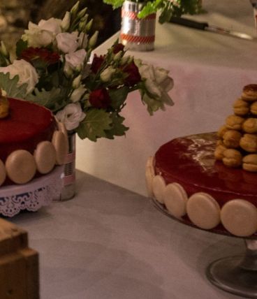 Présentoirs à gâteau sur pied