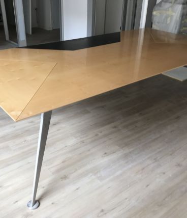 Table Design à  vendre 