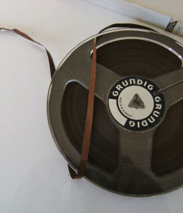 Bande magnétique GRUNDIG étui GRUNDIG boitier tape