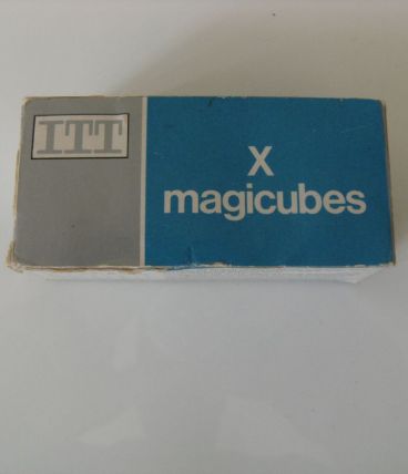 Boîte de 2 flash XMAGICUBE ITT