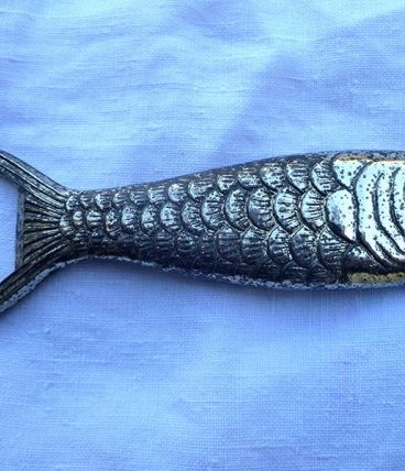 décapsuleur , poisson en metal argenté , vintage