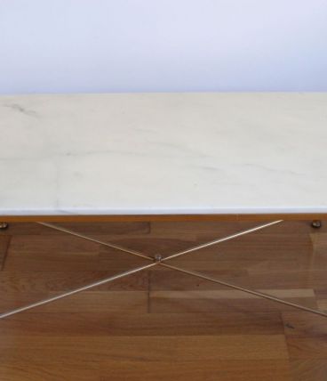 Table basse en marbre pieds en laiton dorés