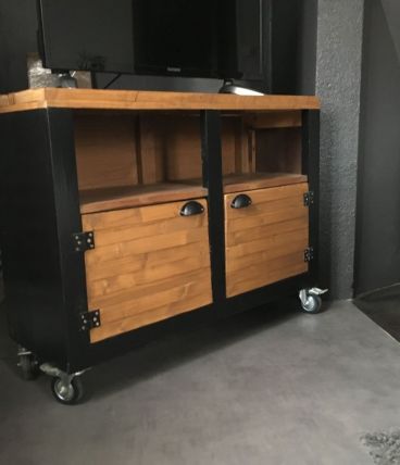 Meuble TV style atelier industriel