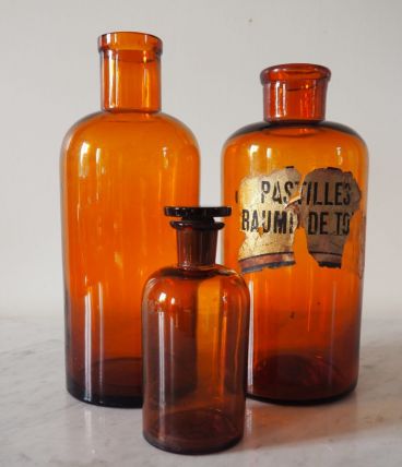 Bocaux à pharmacie en verre ambré