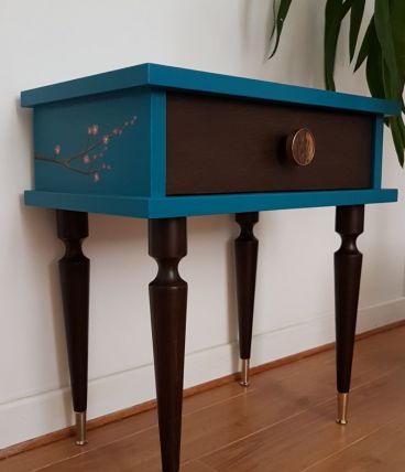 Petit meuble à tiroir