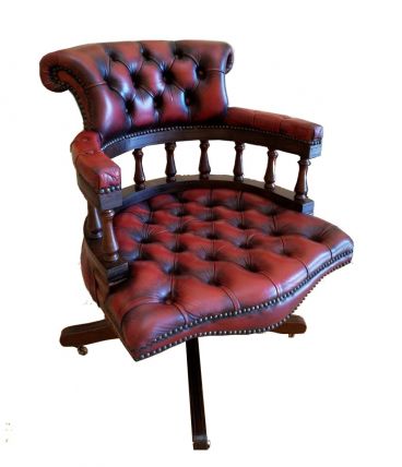 Fauteuil de bureau chesterfield de type capitaine année 1950
