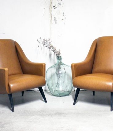 RARE - Paire de fauteuils vintage pieds compas skaï 60's