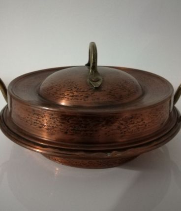 Bonbonnière artisanale en cuivre