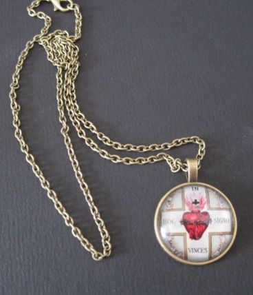 Pendentif Religieux Médaillon COEUR Sacré Epines 