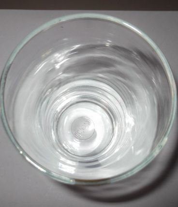 1 verre "Mobil"  Ricard !?