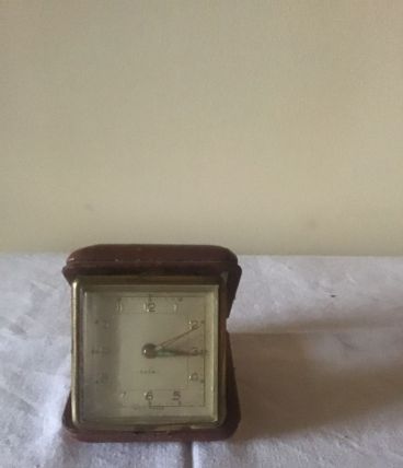 Petit réveil de voyage
