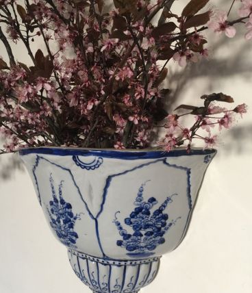 Paire de vases muraux bohème blanc et bleu 