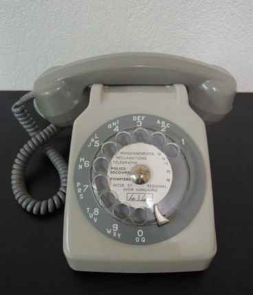 Téléphone à cadran