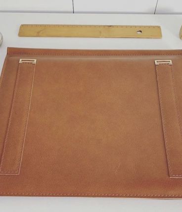 Sous main cuir vintage 