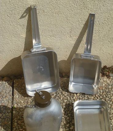 lot  gamelles et gourde militaire