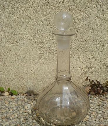 carafe ancienne   en verre