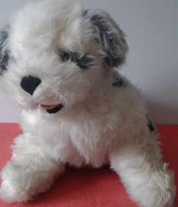  Peluche: gros chien