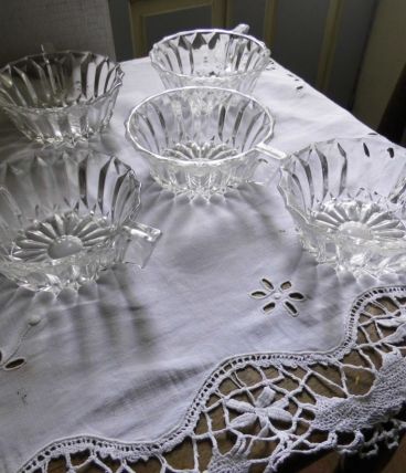 Lot de 5 coupelles en cristal taillé