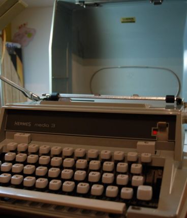 Machine à écrire Hermès Media 3