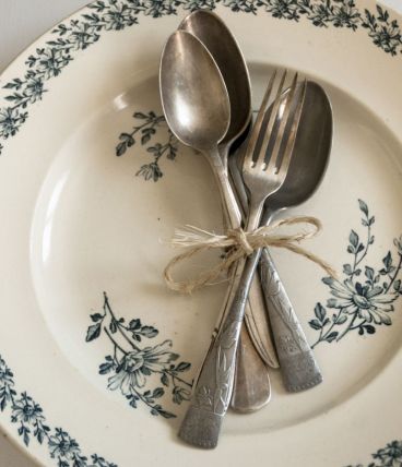 Plat de service Lunéville modèle Pâquerette