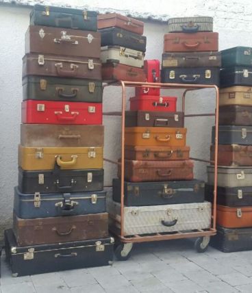 Valises vintage dans leur jus  35€ pièce 