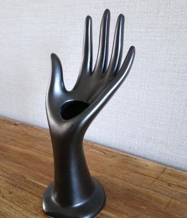 Main porte bijoux, soliflore noire velouté 