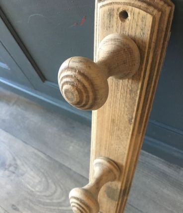 Porte manteaux en bois vieilli