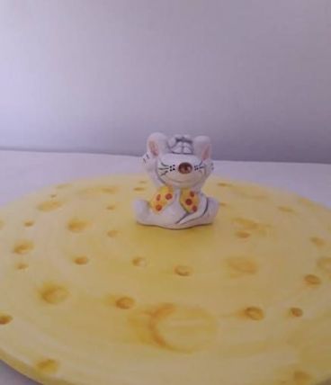 Original plat à fromage en céramique