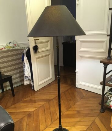 Lampadaire noir
