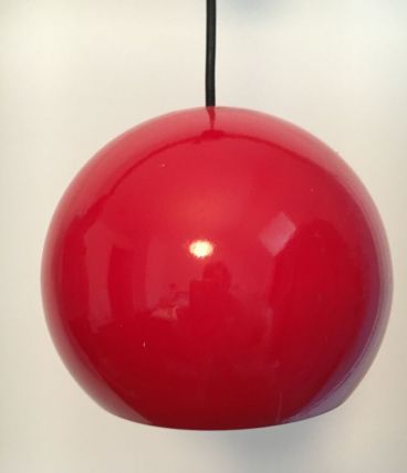 Suspension vintage globe en métal rouge