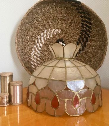 SUSPENSION EN NACRE ET LAITON BICOLORE