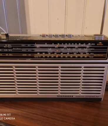 Radio Telefunken Bajazzo Universal 401