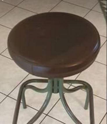 Tabouret industriel vintage 