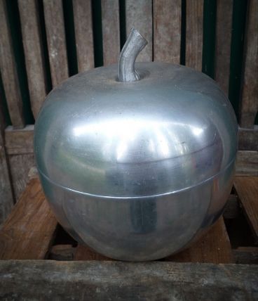 Grosse pomme sceau glaçon vintage 