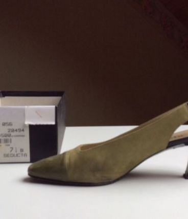 Sandales à talons style Chanel 