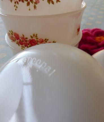 Service Arcopal 6 ramequins roses fines