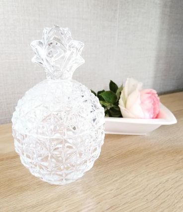 Bonbonnière ananas en cristal. 