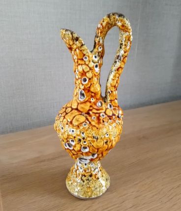 Vase, petite cruche en grès moutarde 