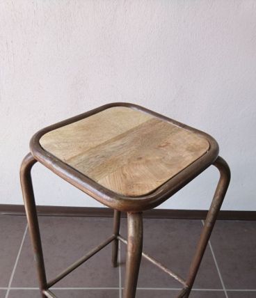 Tabouret industriel vieilli atelier