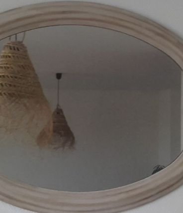 Miroir en bois patiné 