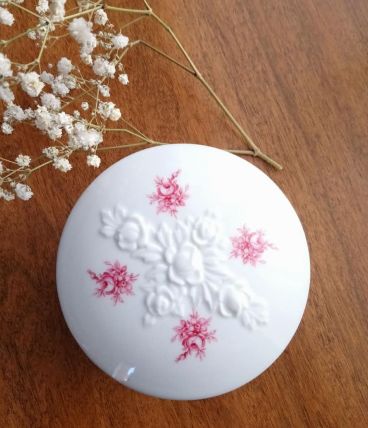Boîte à bijoux, bonbonnière porcelaine 