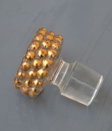 Bouchon de carafe en cristal doré année 50