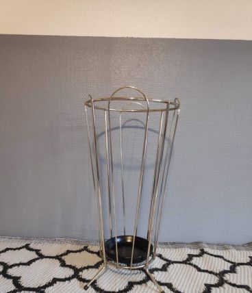 porte- parapluies métal doré et soucoupe terre cuite noire