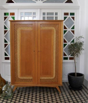 Armoire rotin vintage scandinave années 50-60